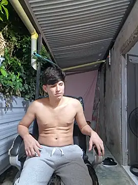 Dirty_little_whore - squirt in body guy