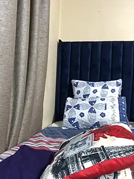 Arax22 - fuck a creamy horny squirter