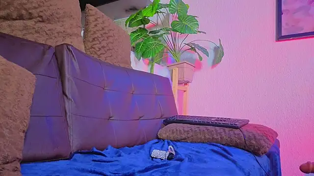 Nikkystorm1_