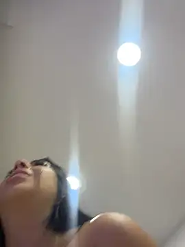 Xoxo_sol - milk in pussy