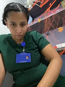 Chloefixxx - OIL ON MY PUSSY AND NIPPLES