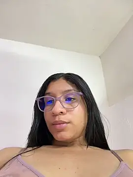 Danaeluxe - Riding my hard dildo🍆🥵