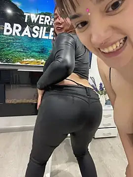 PamelaBoobs - cucumber in my pussy 🫦🫦🫦