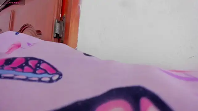 Venus_Blackk - special milk show