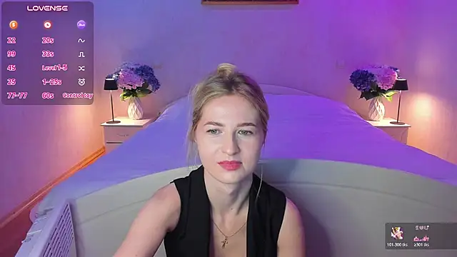 Julie_Blaze - Dance party