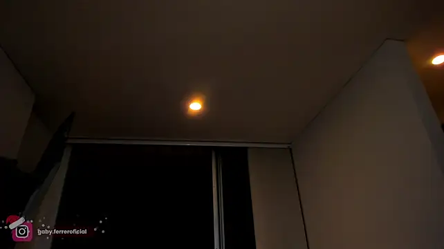 GabyFerrerr - Flash tits