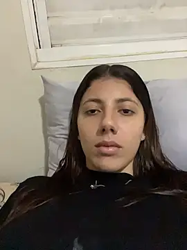 Ruivinha_uai - De 4 com calcinha 1mn