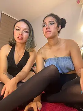 Arianna_n_Gema - SIT ON FACE AND LICK PUSSY