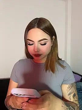 Bella01_ - Show boobs & oil