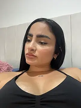 SierraGrec - Fingers in pussy