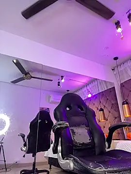 Auri__ - 2 FINGERS IN MY ASS