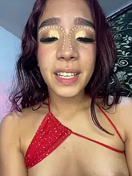 Lilythyadams - Blowjob hard until com mouth