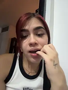 Lily_Woodz - fingers in my pussy+ zoom🥵🤤