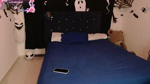 ANGELIQUE_KLANE - sexy striptease