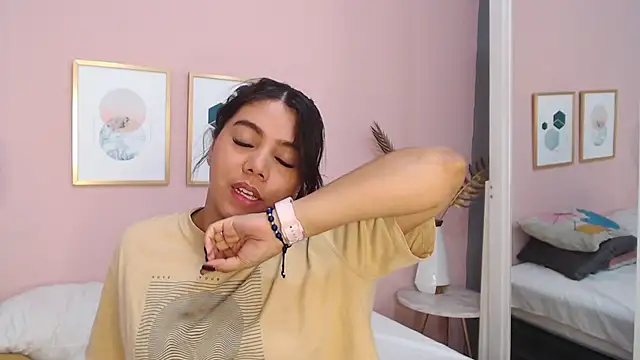 AylaMoon_ - cream on my breasts