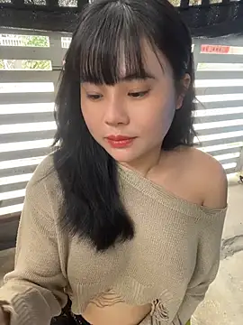 Fishinggirl2k - no pants, riding a fake penis, 5m public