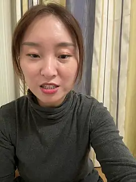 Lianer_520 - 感谢哥哥们对莲儿的支持