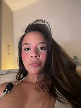 Amberxbluee - PLUG ANAL IN DOGGIE+SPANK ASS