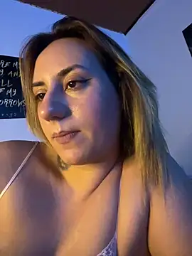 BlushMoon_Baby - LT gets 3 min toy ct + 1 vd