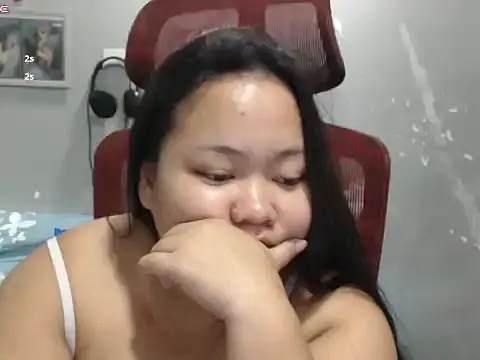 BubbleButtPinay
