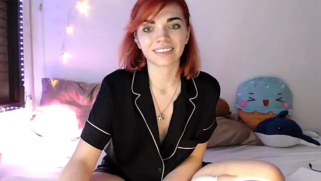 Olivka-flower - Play with pussy! WOW!