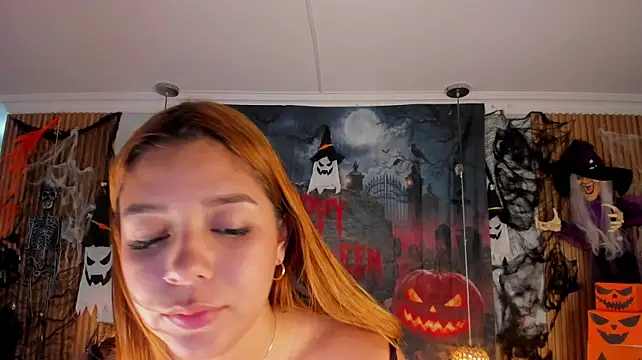 Mia_18v