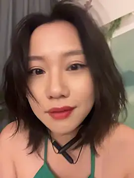 Eliza-E - 小穴特写