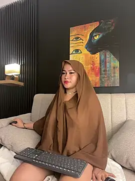 May_hadi - oil in my ass