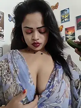 Pinky-2 - Oiling My Sexy Pussy Hole