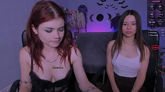 Isabel_wave - show ass