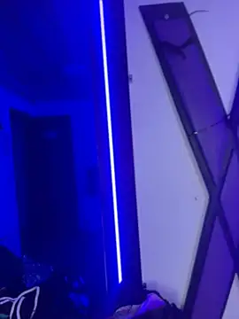 ManuelaVeeleez - Play boobs front my friend