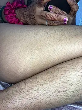 Juicey_bhabhi_pussy - Spit on pussy and boobs check insta boys