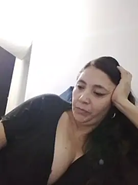 Cachonda69- - Masturbate y squirt con cachondita 😈😈