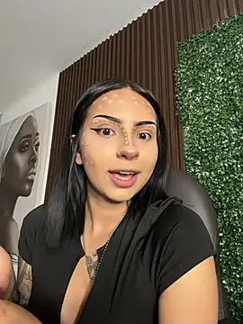 Hilary_pinkk - Zoom nipples 🍒