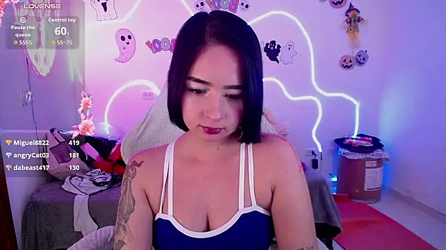 Sweetalloy - show oil naked