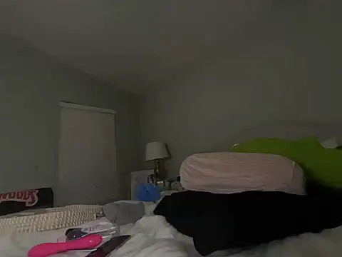 Whitechocolate100M - NO PANTIES🚫💦
