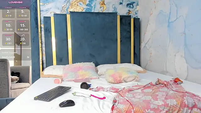 Ssara_marquez - show dildo