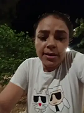 Mommy-Hot - Strange Touch my Tits In the public park
