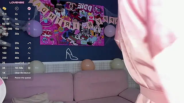 Alice_Taylori - spank my soft ass<3