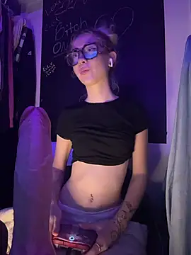 MollyMonroe666
