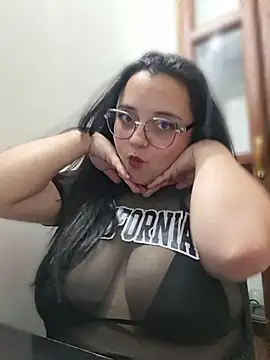 CURVY-HORNY - Bouncing and sucking tits