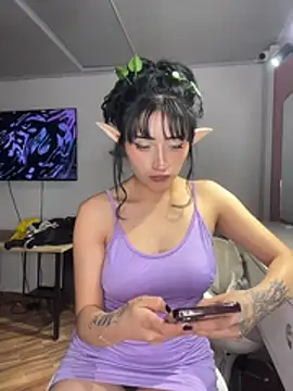 Baby_akuma0 - 🖤 NAKED + OIL IN MY BODY 🕷