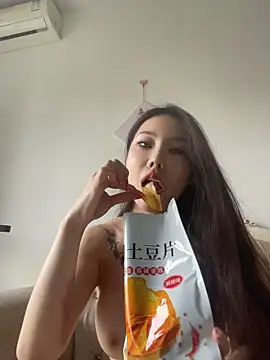 SUCCUBUS-VivianLaSouris - 为哥哥表演后入式抽插