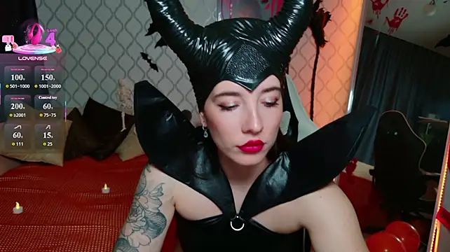 Curious_Lily - massage boobs