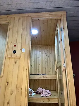 Barbieleblanc - Dildo in ass