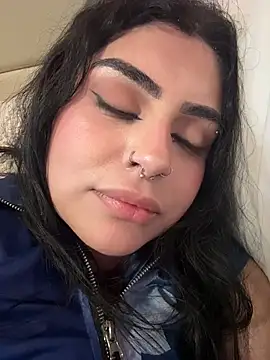 ThickerThanYoBitch - Suck dildo
