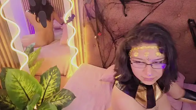 SWEET1_TAY - striptease + show feet