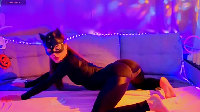 Caroline_Prescott1 - say meow meow