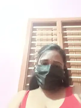 Nanthinika_sexy