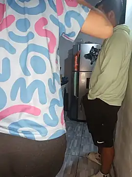 Kingofqueenxxx - He fucks my pussy.